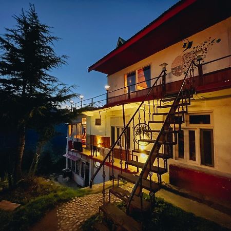 Firgun Chapter Shoja Hostel Luaran gambar
