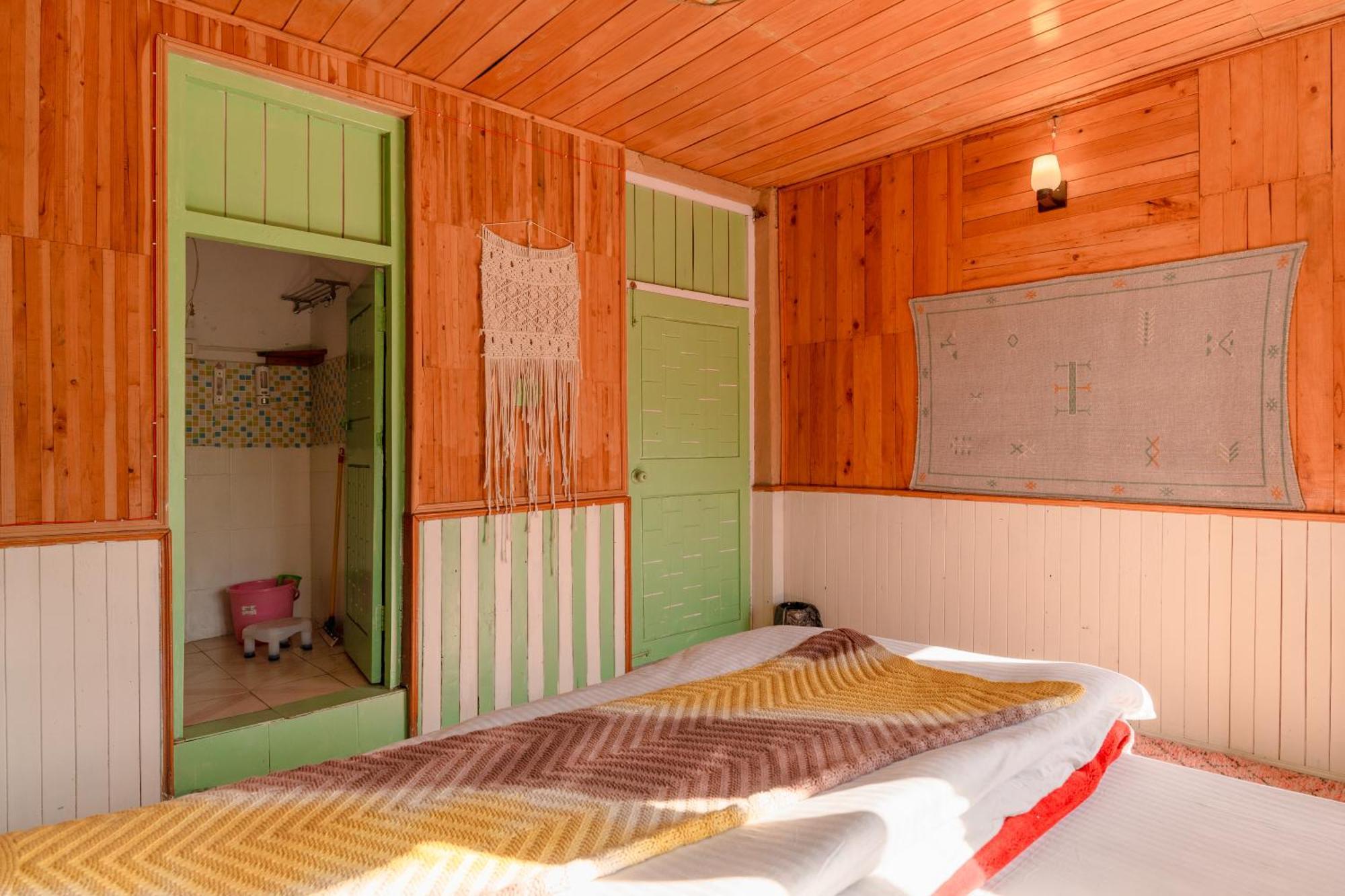 Firgun Chapter Shoja Hostel Luaran gambar